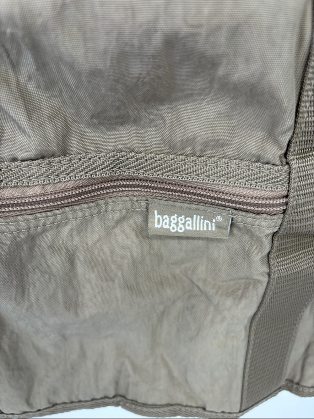 🎪 Baggallini tan Packable Travel Tote - Picture 3 of 6